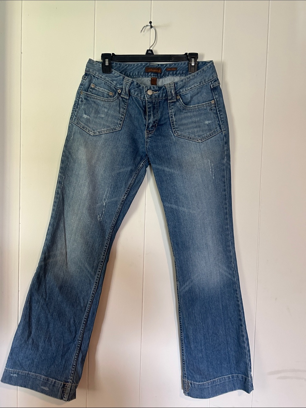 Aeropostale Women's Medium Blue skinny flare Jeans
